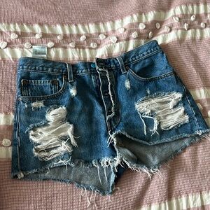 Distressed Levi’s shorts